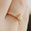 14 Karat Guld Ring fra Henrik Ørsnes Design med Diamanter 0,60 Carat TW/SI
