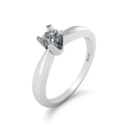 14 Karat Hvidguld Ring fra Henrik Ørsnes Design med Diamant 0,15 Carat W/SI