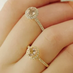 18 Karat Hvidguld Ring fra Henrik Ørsnes Design med Morganit og Diamanter 0,33 Carat TW/SI