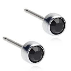 St Bezel Titanium Øreringe fra Blomdahl med Krystalsten